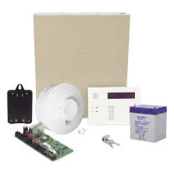 HONEYWELL HOME RESIDEO VISTA48/SMOKEV Panel de Intrusión / 48 Zonas Cableadas o Inalámbricas / 3 Particiones / 2 Detectores de Humo Inalámbricos / Carga y Descarga por Internet / 16 Salidas Programables