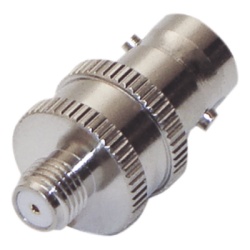 RF INDUSTRIES LTD RFB-1142-4 Adaptador en Linea de Conector BNC Hembra a SMA Hembra Corto / Celulares Motorola Niquel/ Oro/ Teflon.