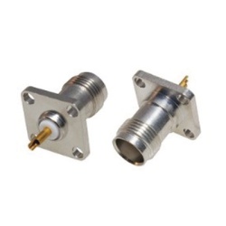 RF INDUSTRIES LTD RFT-1210-WB Conector TNC Hembra para Chasis de 4 Perforaciones de 13 mm Terminal Soldable Bronce Blanco/ Oro/ Teflon.