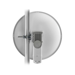 CAMBIUM NETWORKS PMP-450D Suscriptor PMP 450 en 5 GHz con antena integrada de 25 dBi 40 Mbps C054045H013 (Requiere POE30 CABEPMP)