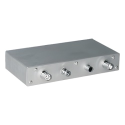 EMR CORPORATION 20-43-16/2A Preamplificador para recepcion ganancia variable 0-30 dB 40-512 MHz 13.6 Vcc 200mA.