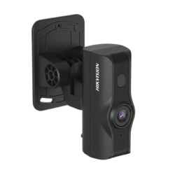 HIKVISION AE-VC2521T-ITS Cámara IP Móvil para DVR / 2 Megapixel / IR 2 m (6.6 ft) / Lente 6 mm / IP5X / Audio Integrado / Conector M12