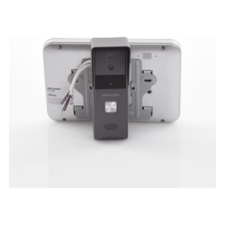HIKVISION DS-KIS203-T Kit de Videoportero Analógico / Pantalla LCD 7" / Resolución 800x400 / Cámara Pinhole 720x576 @ 30 fps / Ángulo 98° / IP65 / Expandible 3 Monitores y 2 Frentes de Calle - Img 8
