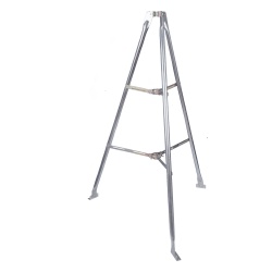 LINKEDPRO BY EPCOM LP-TP-2 Montaje de tripie para exterior altura total del tripie 1.52 m. Compatible con mastiles de hasta 3 m de largo 1 1/4 a 2" de diametro