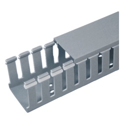 PANDUIT FC1.5X2LG2 Canaleta Ranurada de PVC con Tapa Tipo F 44.5 mm de Ancho 53.8 mm de Alto y 2 m de Largo Color Gris