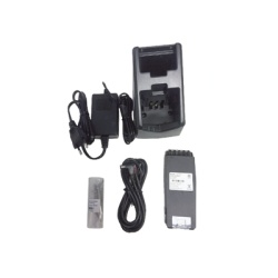 SAILOR 403506A Cargador Simple SAILOR para SP3520 SP3510 SP3515 SP3550 / Kit Completo / Alimentacion DC 12-24V o AC con Convertidor / Incluye Bateria Li-ion Cargador Convertidor AC/DC y Cables de Cone
