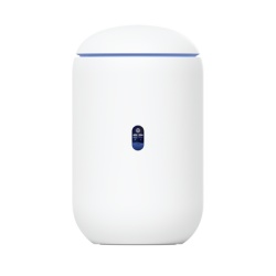 UBIQUITI UDR UniFi Dream Router con WiFi 6 4 puertos LAN Gigabit de los cuales 2 son POE 802.3af. Aplicaciones UniFi Network Protect y Access pre-instaladas. Pantalla LCD