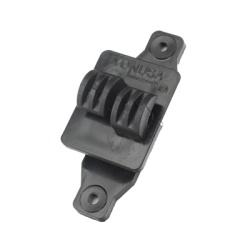 YONUSA AP101 Aislador de Paso para cercos electricos resistente al clima extremo.