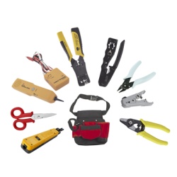 EPCOM POWERLINE KITINSTALN3 Kit de Herramientas para Instalador de Redes / 9 Piezas / Pinza Pelacables con Probador / Ponchadora Pass Through / Rastreador de Cable / Bolsa 21x11.5x3.4 cm