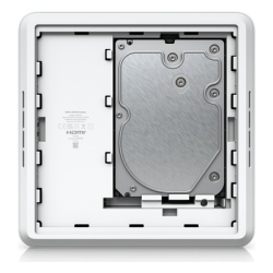UBIQUITI UNVR-INSTANT NVR Compacto IP / 6 Canales 4K / Switch PoE 6 Puertos GbE 40W / HDD 3.5" 24TB / HDMI Viewport / 220 x 220 x 47 mm (8.7 x 8.7 x 1.9 in) - Img 6