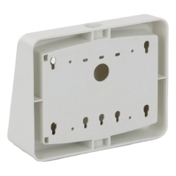 FIRE-LITE ANNSB80KITW Kit de caja de montaje en superficie color blanco con cuna de visualizacion angulada de 15 grados para anunciador remoto