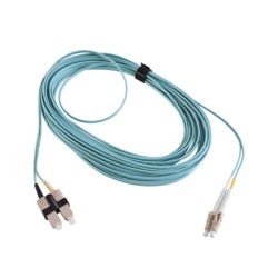 SIEMON FJ2-LCSC5L-10AQ Jumper de Fibra Optica Multimodo 50/125 XGLO OM3 LC-SC Duplex OFNR Color Aqua 10 Metros (32.81 Pies)