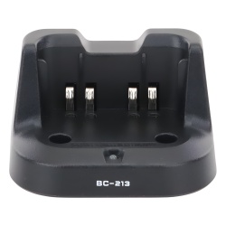 TX PRO TXBC213 Cargador de Escritorio para Baterías de Radios / 800 mA Máximo / 2.5 Horas de Carga / Indicadores LED Multicolor / 12.0 - 16.0 V CC