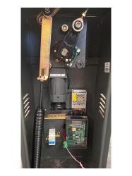 ZKTECO ZTA0960001 ZKTECO CMP200L - Barrera Vehicular Izquierda / Brazo Telescopico de 2.6 hasta 4.5 metros / 3 Seg. / Direccion Ajustable (a Derecha) / Gabinete con Luz Led Indicador de estado / Siste