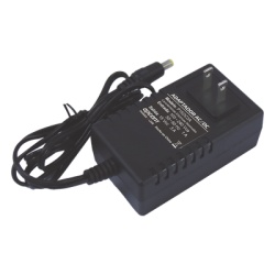 EPCOM POWERLINE P15DC3A Fuente de Poder Regulada / 15 VCC / 3 A / Entrada 100-240 VCA / 36 W / 88x50x35 mm (3.46x1.97x1.38 in) - Img 5