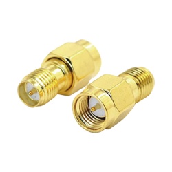 EPCOM TITANIUM TT-RM-0021 Adaptador de SMA Macho a SMA Hembra Inverso Oro/ Oro/ Teflon