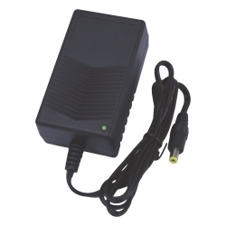 EPCOM POWERLINE P15DC3A Fuente de Poder Regulada / 15 VCC / 3 A / Entrada 100-240 VCA / 36 W / 88x50x35 mm (3.46x1.97x1.38 in) - Img 2