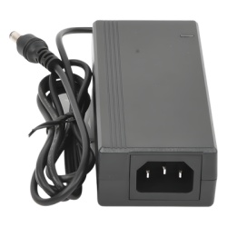 HIKVISION KPL-040F Fuente de Poder Regulada / 100-240V~ / 12VCC 3.33A / Conector 5.5mm / 328 pies recomendado