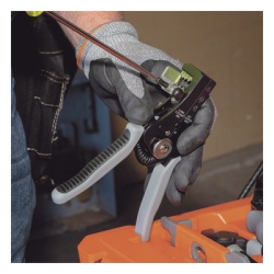 KLEIN TOOLS 92919S Juego de Herramientas de Conexion Fotovoltaica (Solar) 6 Piezas: Estuche 2 Llaves Aisladas MC4 Cortador 1/0 AWG Al Pelacables 6-12 AWG Solido y 8-14 AWG Trenzado Ponchadora MC4T 10- - Img 5