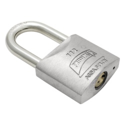 PHILLIPS-ASSA ABLOY MX123 Candado Metalico de Gancho Largo / Llave PH-32 para 4 pernos de combinacion / Cuenta con barreno para salida de agua.