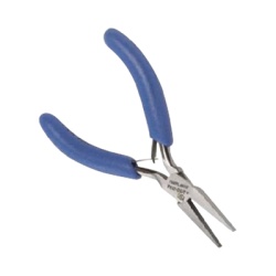 Syscom 758-PL-4022 Pinza de puntas planas de 5" diente suave.