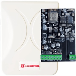 Syscom DX-FULL-WIFI Comunicador Wi-Fi para Panel de Alarma / Control Remoto Bidireccional / 2 Salidas Domóticas / Notificaciones Push / Doble Banda 2.4 GHz / Compatible Contact ID