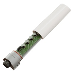 MIKROTIK GPER14I (GPeRx4) Extensor PoE Administrable SwOS para Exterior/ 3 Puertos de Salida af/at / PoE IN 90 Watts / Puertos Aislados