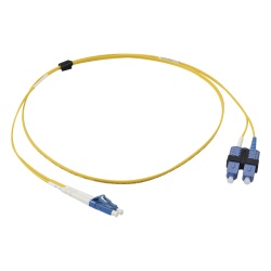 SIEMON FJ2-LCUSCUL-01 Jumper de Fibra Optica Monomodo (OS2) XGLO Riser LC/UPC-SC/UPC Duplex OFNR Color Amarillo 1 Metro (3.28 Pies)