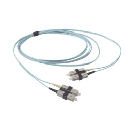 SIEMON FJ2-SCSC5L-02AQ Jumper de Fibra Optica Multimodo 50/125 OM3 XGLO SC-SC Duplex OFNR Color Aqua 2 Metros (6.56 Pies)