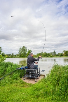 LANSETA FEEDER PRESTON MONSTER XTREME DISTANCE FEEDER 3.30M 100G 2+3BUC - Img 21