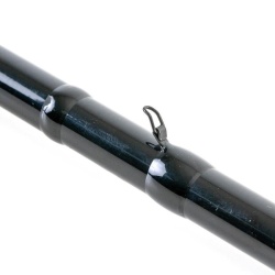 LANSETA GURU N-GAUGE PRO FEEDER 2.70M 1-30G 2BUC