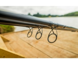 LANSETA PRESTON MONSTER XTREME DISTANCE FEEDER 3.80M 150G 3+3BUC