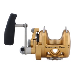 MULTIPLICATOR PENN INTERNATIONAL VISX 50 LEVER DRAG SILVER 3.5:1 / 1.3:1 RIGHT