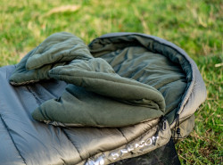 SAC DE DORMIT CARP SPIRIT MAGNUM STANDARD SLEEPING BAG 4 SEZOANE 220X95CM