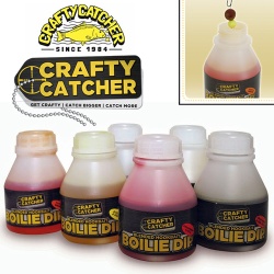 DIP HOOKBAIT VAN DEN EYNDE FAST FOOD BLACKCURRANT & CRAB 200ML