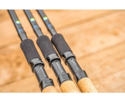 LANSETA PRESTON MONSTER XTREME DISTANCE FEEDER 4.20M 200G 3+3BUC