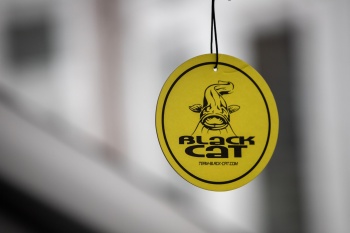 ODORIZANT MASINA BLACK CAT AIR FRESHNER - Img 2