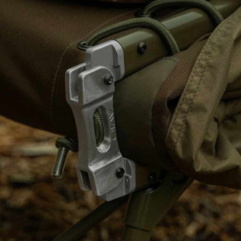 PAT PESCUIT AVID CARP BENCHMARK ULTRA X SYSTEM 8 PICIOARE 210X90CM - Img 7