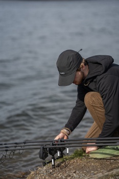 SAPCA IMPERMEABILA AVID CARP STEALTH BLACK 5-PANEL CAP - Img 2