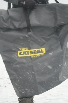 HUSA IMPERMEABILA PENTRU PAT BLACK CAT CAT SEAL WP BED CHAIR BAG 132X127X5CM - Img 10