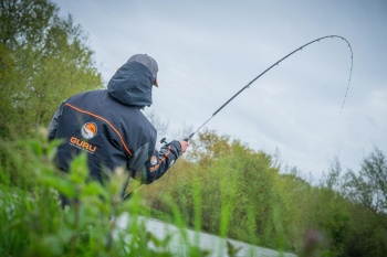 LANSETA GURU METHOD FEEDER 3.30M / 1-50G / 2+2BUC - Img 2