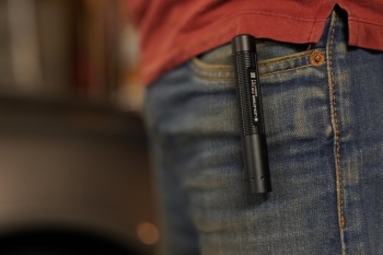 LANTERNA LEDLENSER P2R BLACK_BOX 200LM / LI-ION + CABLU USB - Img 7