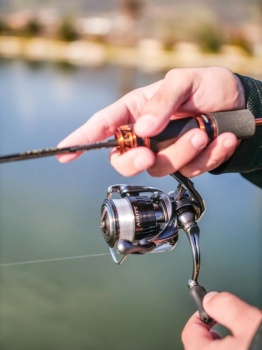 MULINETA DAIWA 23 AIRITY ST SF 2000SSP - Img 3