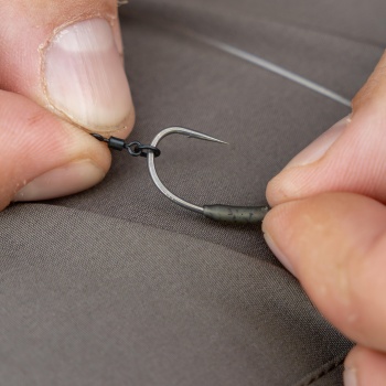 VARTEJ CU ANOU AVID CARP OUTLINE MIRCO RINGED HOOKBAIT SWIVEL 20 BUC/PLIC - Img 6