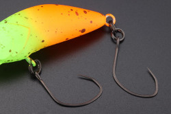 VOBLER JACKALL PRIKKEY 3.0CM 1.6G TK GLOW