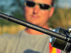 LANSETA SELECT BAITS VULKAN 3.90M 3.5LBS 40MM 2BUC