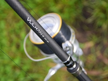 LANSETA SELECT BAITS VULKAN 3.90M 3.5LBS 50MM 2BUC - Img 9