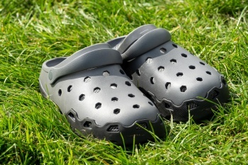 PAPUCI PRESTON HYDROTECH CLOGS 8/42 - Img 11