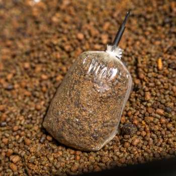 TIJA PLUMB BAG CU VARTEJ AVID CARP OUTLINE FLECKTONE SHORT 6CM BAG STEM 5BUC - Img 4
