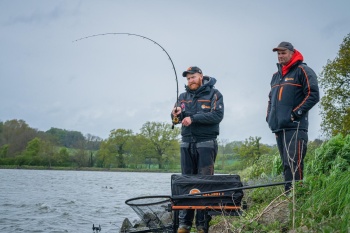 LANSETA GURU METHOD FEEDER 3.30M / 1-50G / 2+2BUC - Img 6